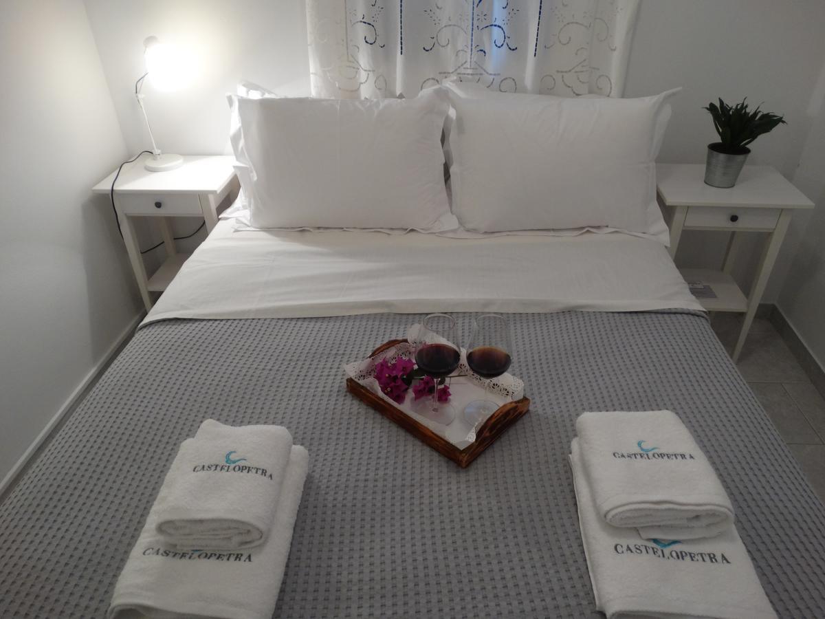 Castelopetra Aparthotel Katápola Eksteriør bilde